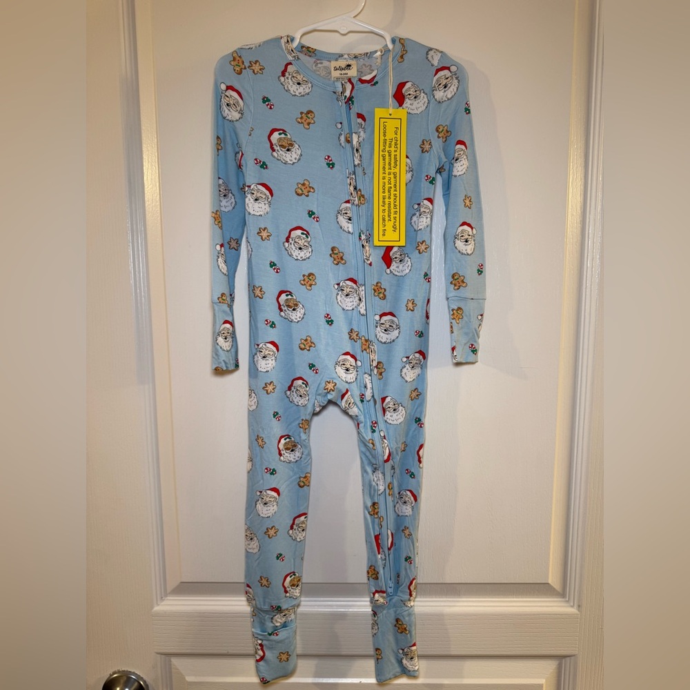 Tullabee Convertible holiday pajamas